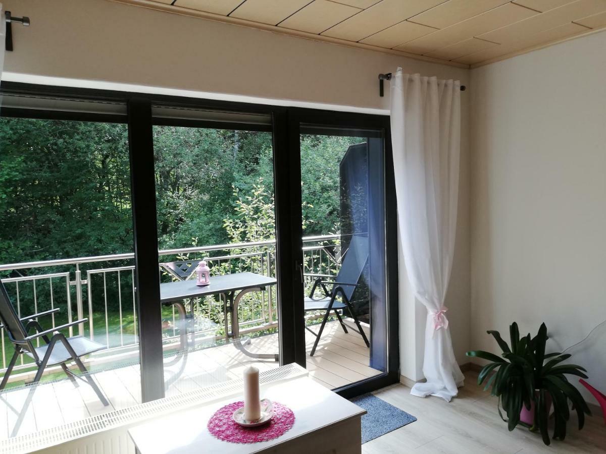 Ferienwohnung An Der Lay Wohnung 2 Bach  ภายนอก รูปภาพ